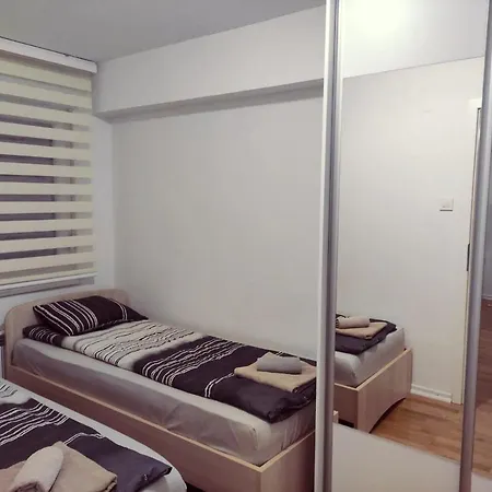 Feels Like 3 Apartment