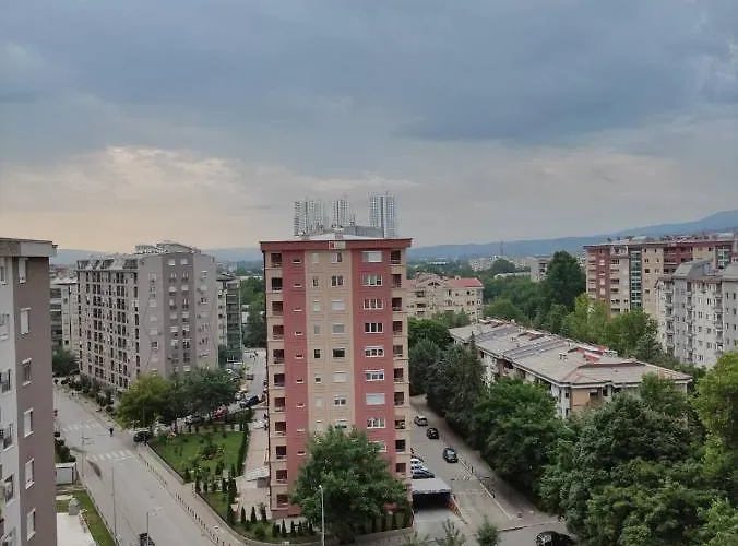 Feels Like 3 Скоп'є